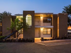 Updated UNM Area 2 bed/1 bath w/ Custom Finishes