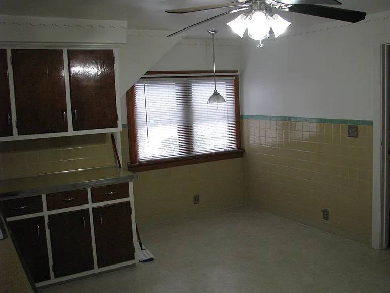 5330 Seneca St — Photo 21