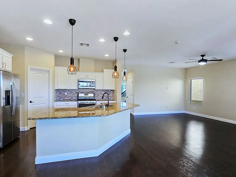 10667 Harvest Green Way — Photo 11