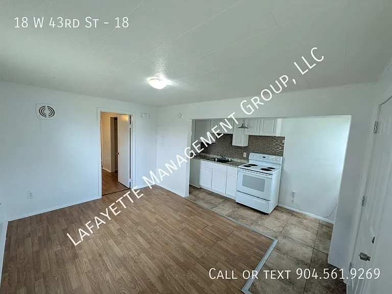 18 W 43rd St #18 — Photo 3