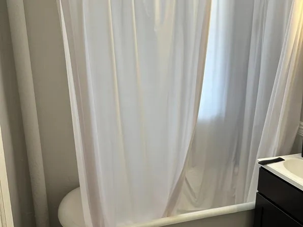 163 Kelton St, Allston, MA