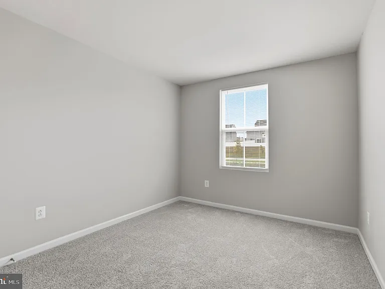 64 Dripping Spring Dr — Photo 9