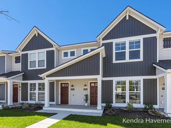 6740 Promenade St NE #28, Rockford, MI 49341