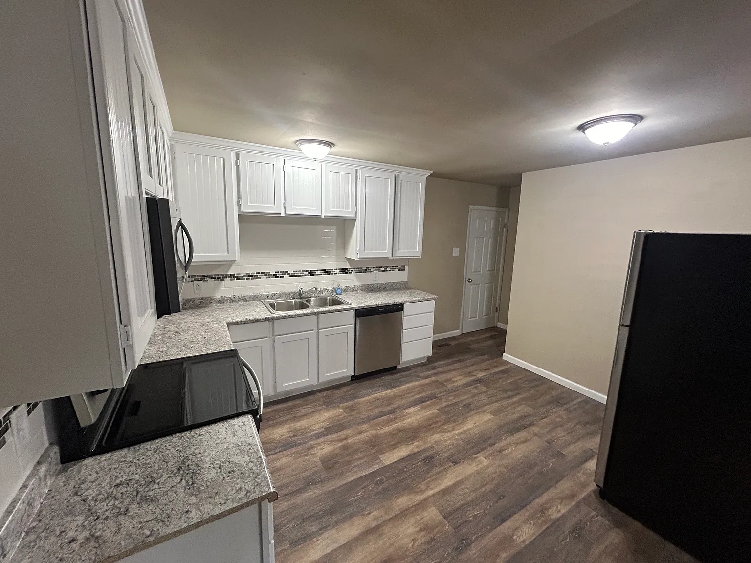 3 bed, 1260 sqft, $1,550 — Photo 4