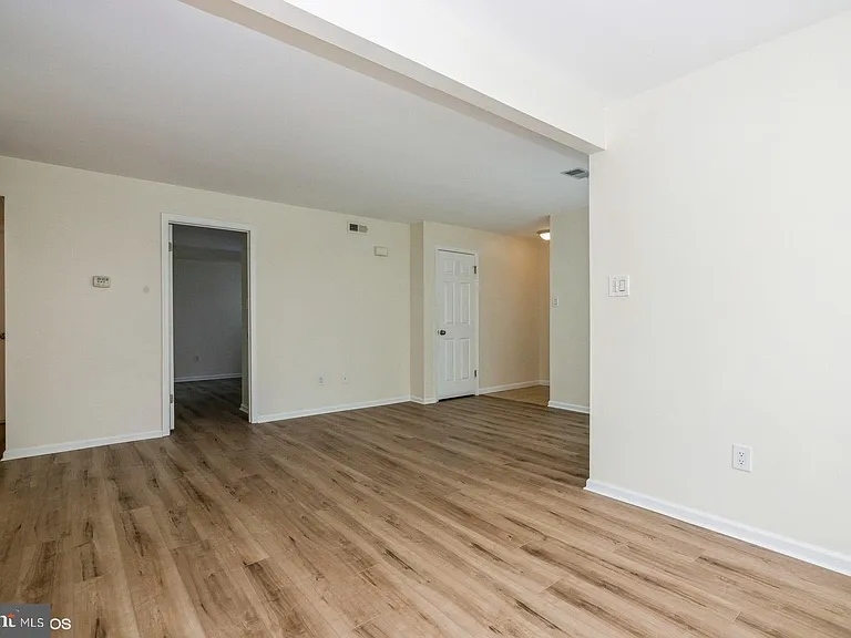 35019 Bennett Pl — Photo 6