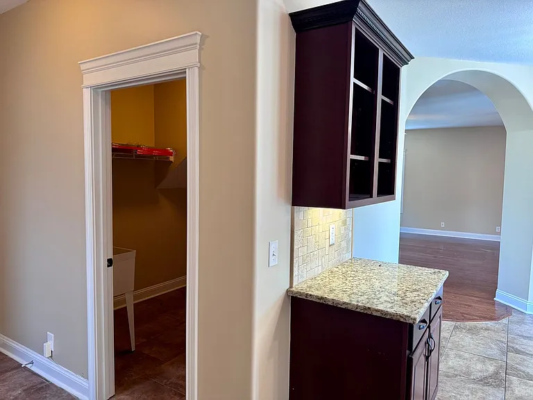 1500 Pressler Way — Photo 17
