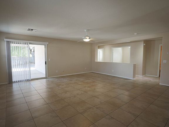 4th image of 317 E Atlas Cedar Pl