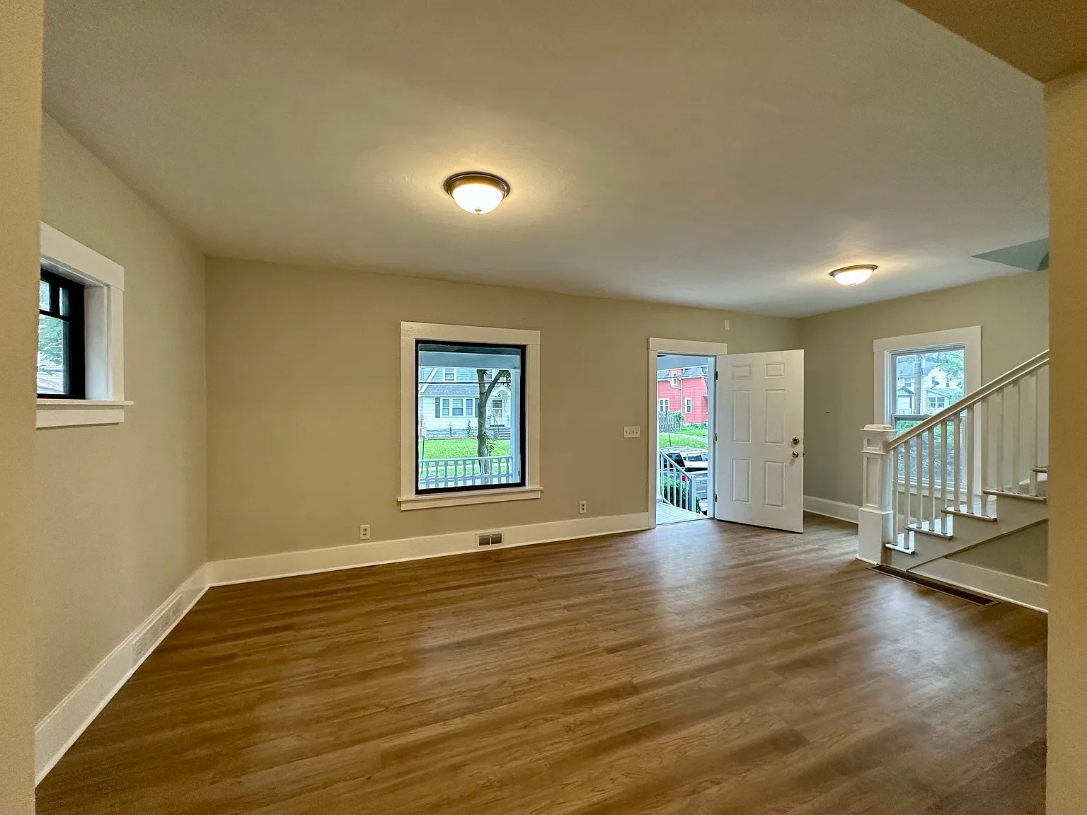 4 bed, 1610 sqft, $2,200 — Photo 4