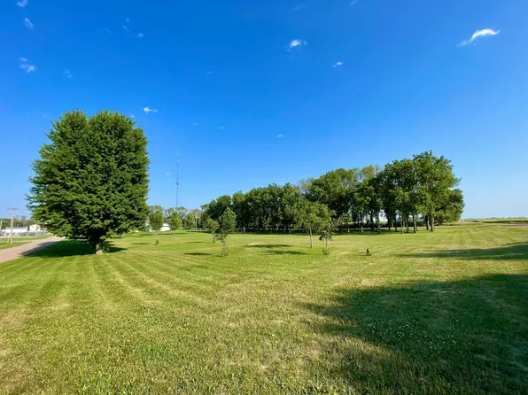 Center St, Clements, MN 56224