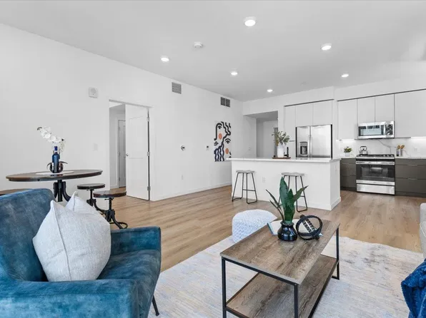 52 Kirkwood Ave #308, San Francisco, CA 94124