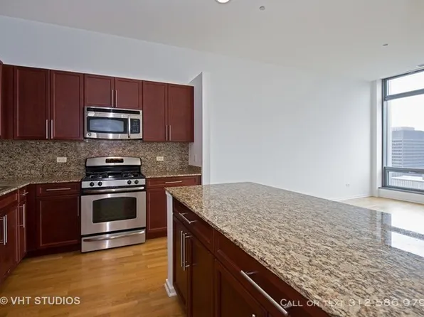 65 E Monroe St #P-122, Chicago, IL 60603