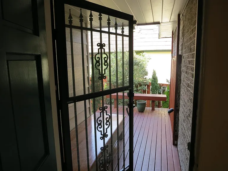 10502 Victory Ln NE — Photo 34