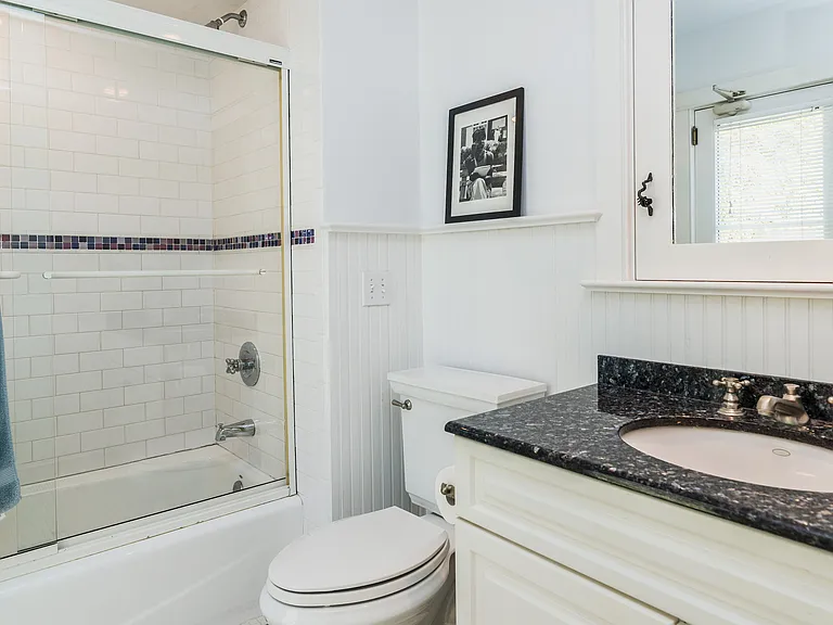 6 Glenwood Ln — Photo 18