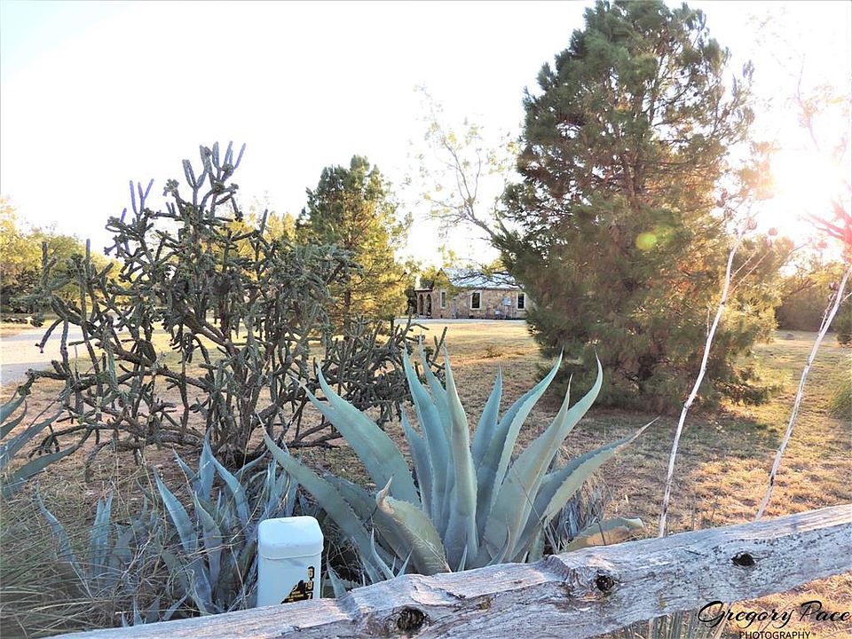 1st image of 4509 Curry Ln