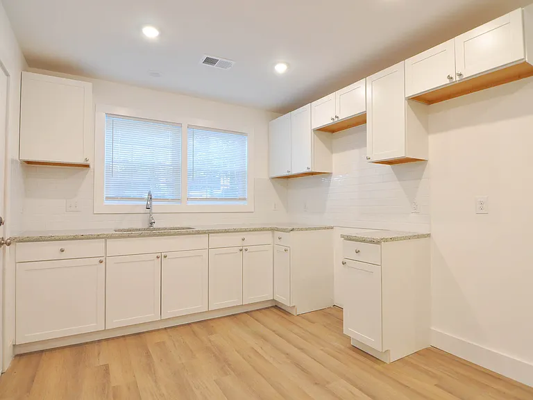 7426 Claudia Dr — Photo 3