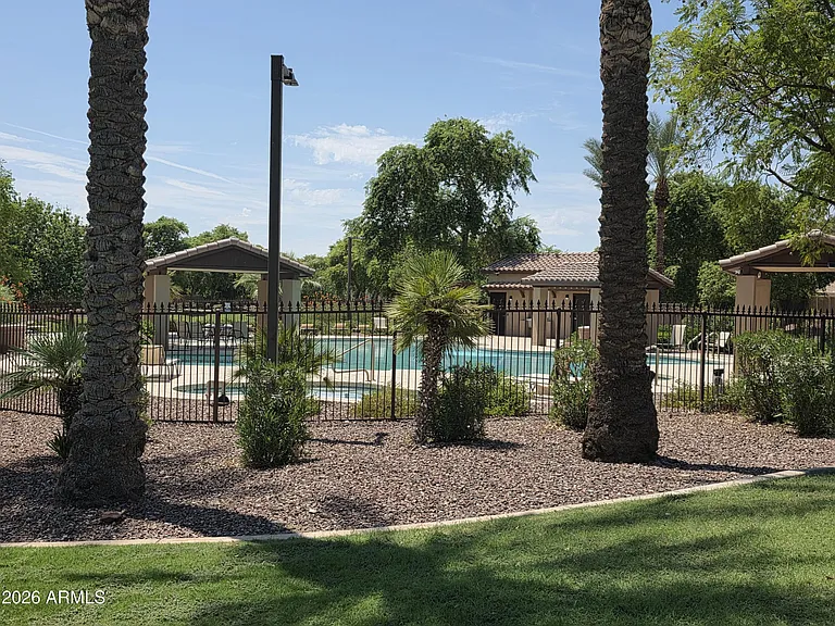 2170 W Scully Dr — Photo 20