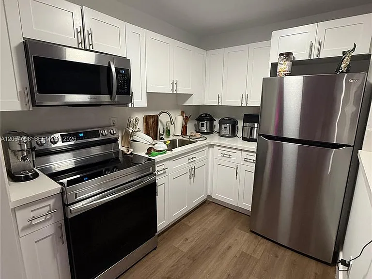 7155 NW 179th St #107 — Photo 3