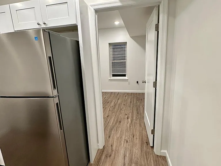 4224 Brown St #2 — Photo 10