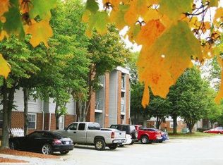 820 E Montclair St APT 202, Springfield, MO 65807