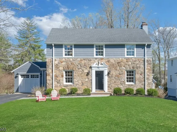 40 Elmwood Ave, Chatham Boro, NJ 07928