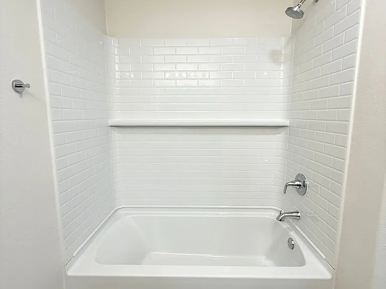 1207 Cottonwood Ave — Photo 17