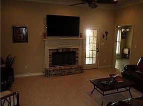 5th image of 104 Wellington Cir