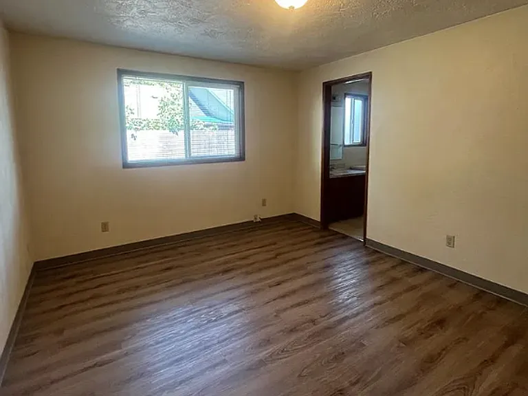 3869 N Clarey St — Photo 13