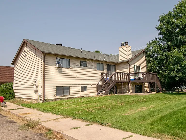 1636 E Pitkin St — Photo 17