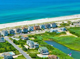 953A Dune Rd, Westhampton Beach, NY 11978