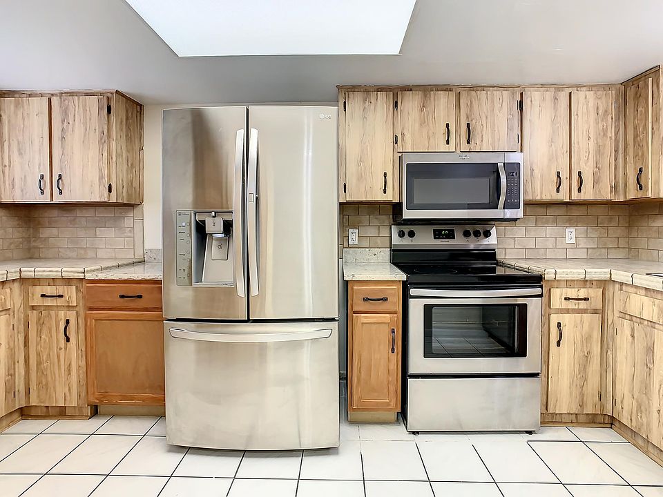 1st image of 6310 Newtown Cir #10A3