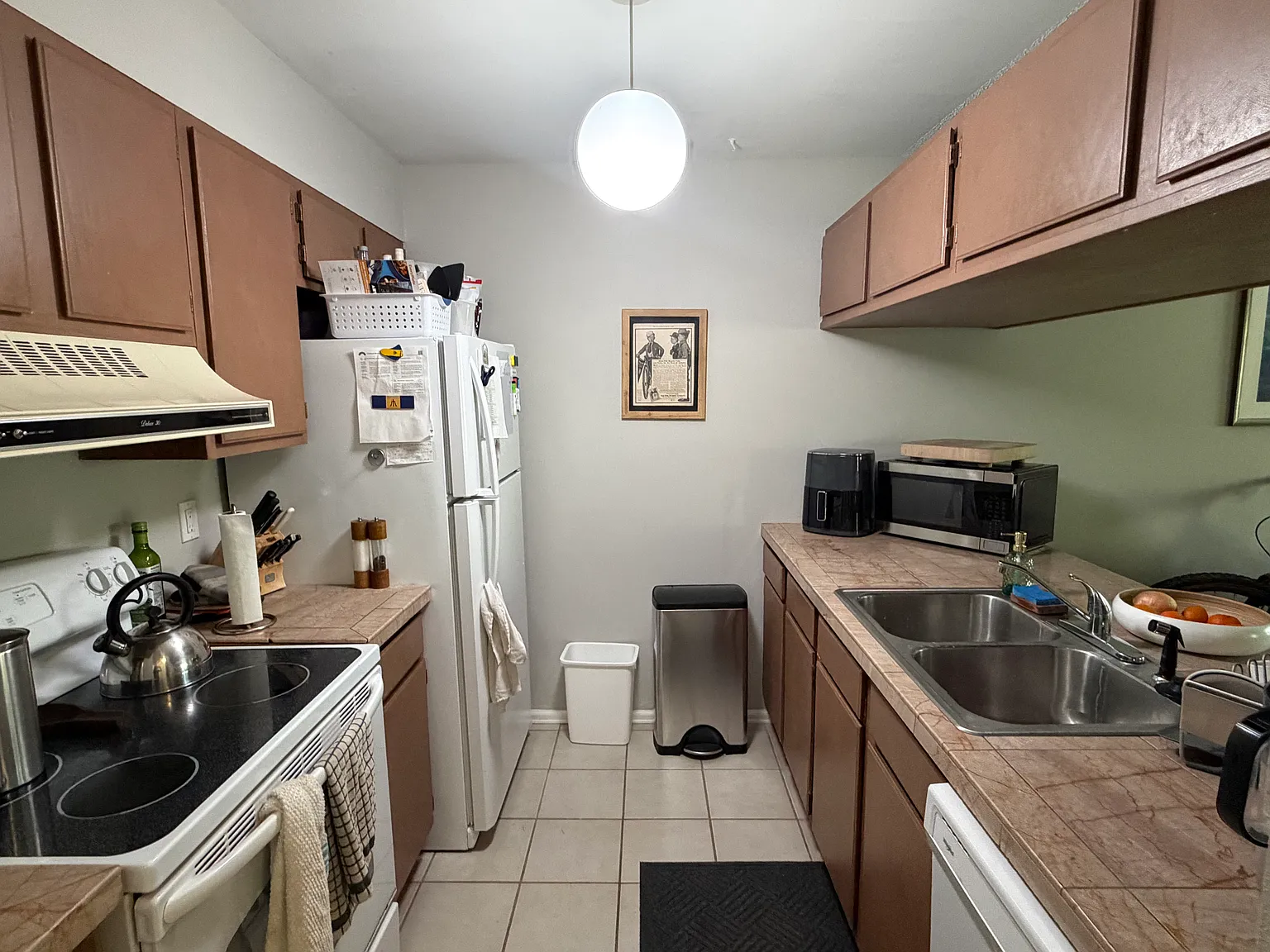 1 bed, 694 sqft, $2,100 — Photo 4