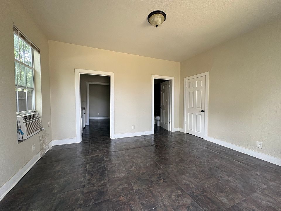 2nd image of 116 Cornell Ave #202