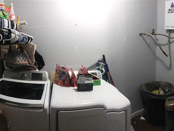 5th image of 598 Golden Meadow Ln