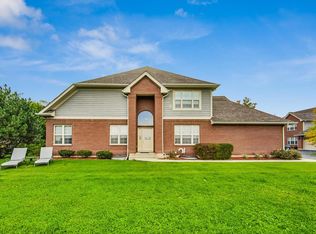 4427 Lainie Cir, Glenview, IL 60025