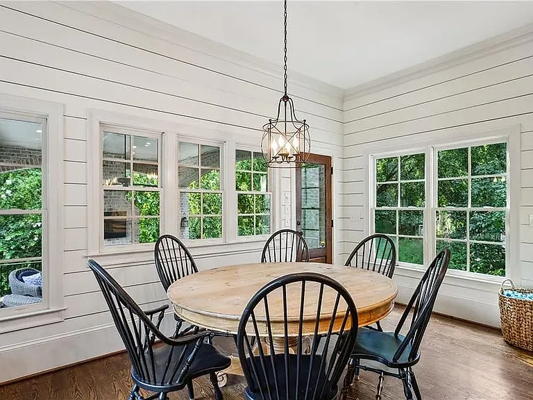 2115 Howell Mill Rd NW — Photo 15