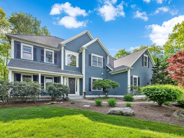 8 Wildewood Dr, Paxton, MA 01612