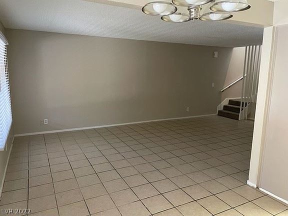3rd image of 330 Shadybrook Ln Unit C