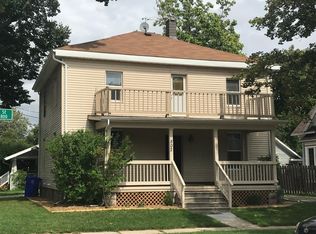 802 1/2 E North St, Appleton, WI 54911