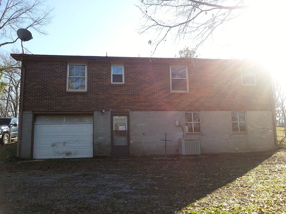2nd image of 3324 Lylewood Rd