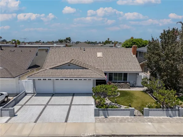 8221 Regency St, La Palma, CA 90623