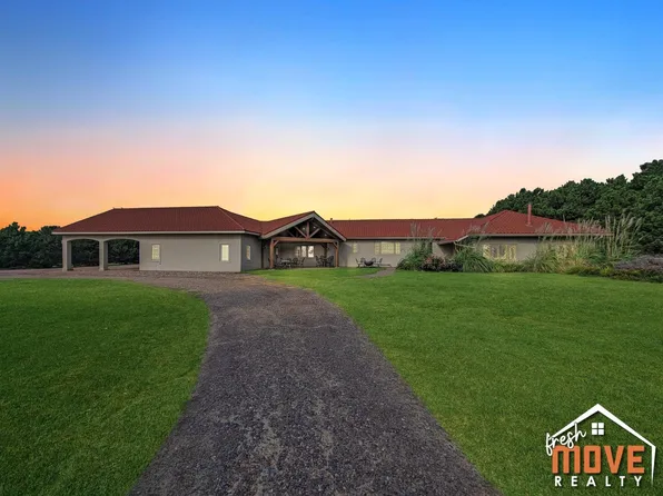 2257 100th Rd, Sublette, KS 67867