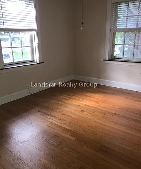 1452 Oak Ave #2S — Photo 7