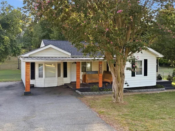 3610 Parham Dr, Chattanooga, TN 37412