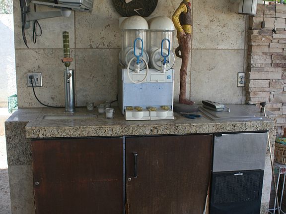 4th image of 2306 E Christy Dr