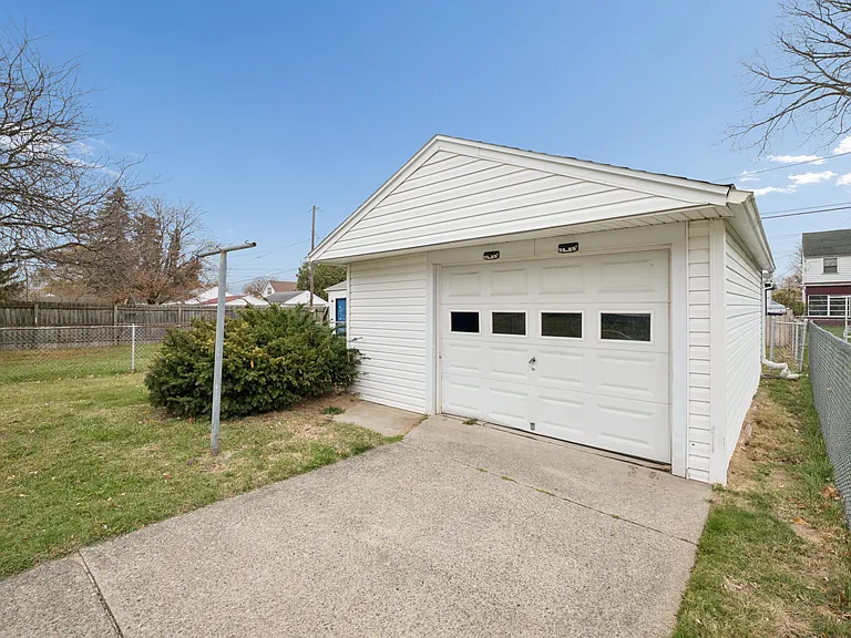 3556 Dean Ave — Photo 34