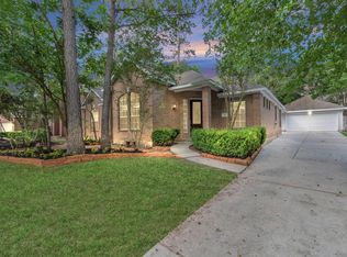 19 Long Springs Pl, Spring, TX 77382