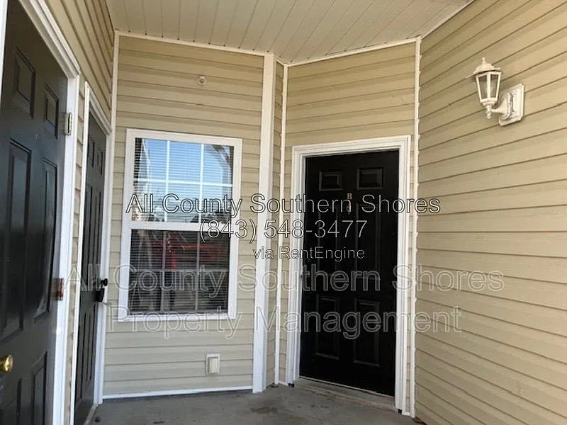 3 bed, 2.0 bath, 1265 sqft, $1,800 — Photo 2