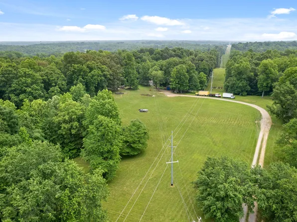 1024 Pleasant Valley Rd, Chapmansboro, TN 37035
