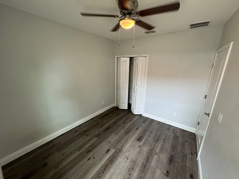 737 Mink Ct #737 — Photo 2