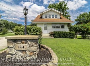 1916 Smith Rd, Temperance, MI 48182